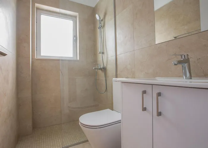 3-schlafzimmer-villa Mit Privatem Pool Im Zentrum By Interhome Nyaraló *