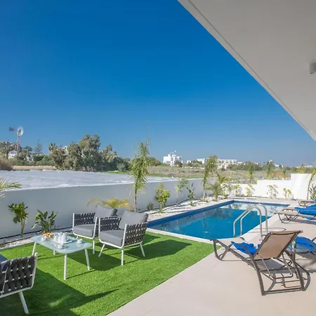 3-schlafzimmer-villa Mit Privatem Pool Im Zentrum By Interhome Prázdninový dům Protaras