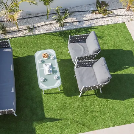 度假居 3-schlafzimmer-villa Mit Privatem Pool Im Zentrum By Interhome