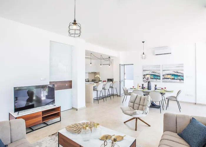 Casa de Férias 3-schlafzimmer-villa Mit Privatem Pool Im Zentrum By Interhome *