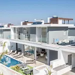 Dom wakacyjny 3-schlafzimmer-villa Mit Privatem Pool Im Zentrum By Interhome Protaras